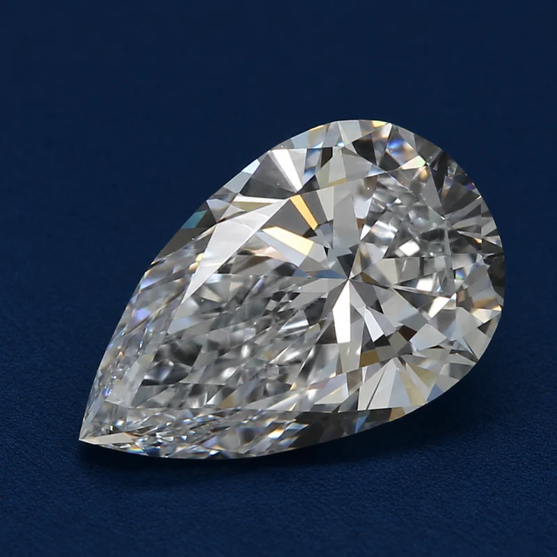 Angled pear diamond example with a measured length-to-width ratio of 1.58