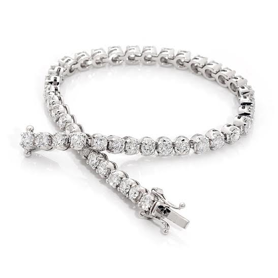 18ct White Gold Brilliant Cut Diamond Tennis Bracelet 6 00ct